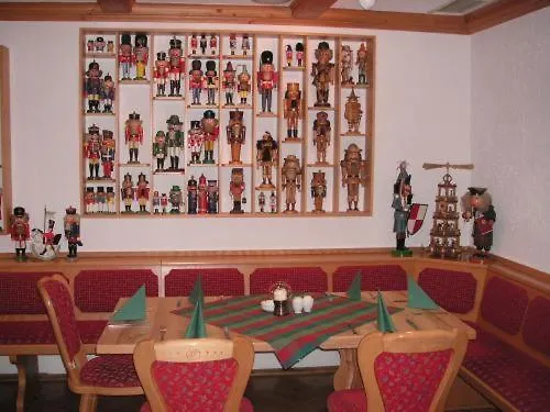 Nussknackerbaude بيت ضيافة 3*